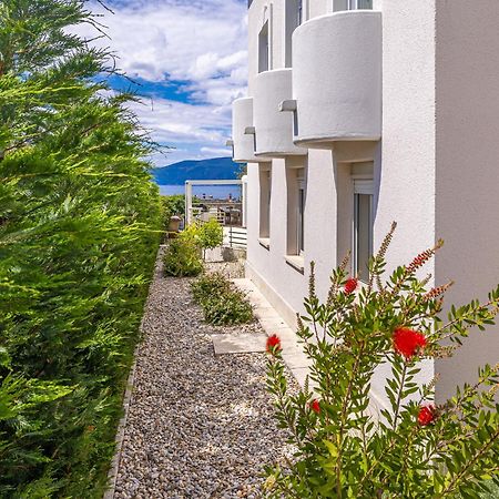 Villa Piano Пинезичи Экстерьер фото